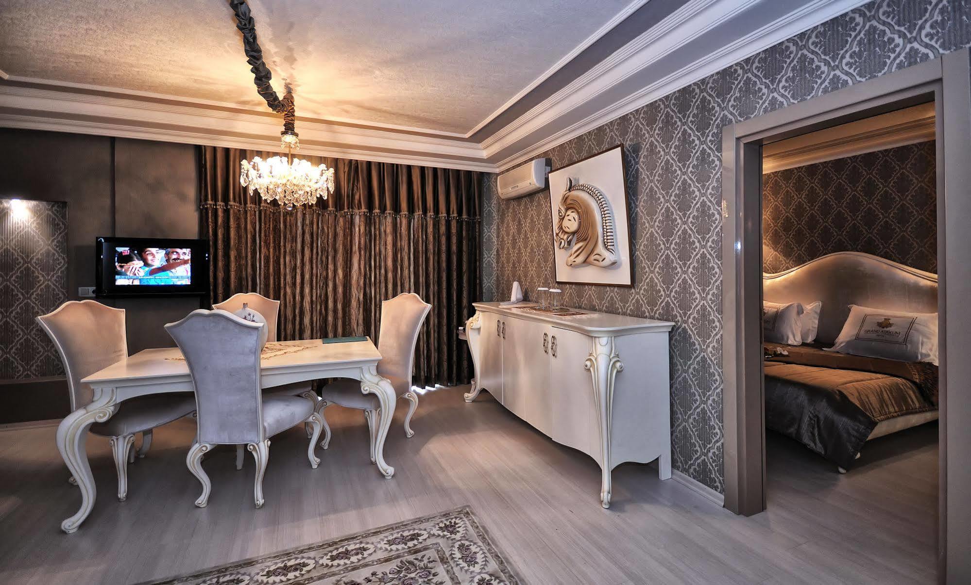 Grand Atakum Hotel Samsun Buitenkant foto